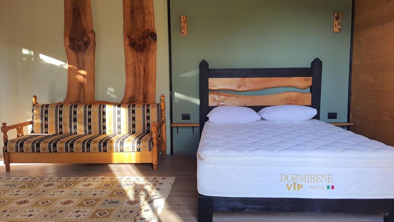 Room With Private Garden ชโคเดอร์ ภายนอก รูปภาพ