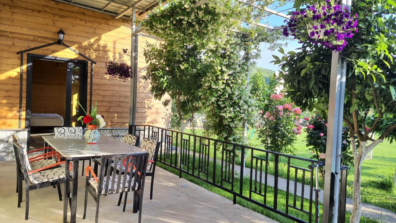 Room With Private Garden ชโคเดอร์ ภายนอก รูปภาพ