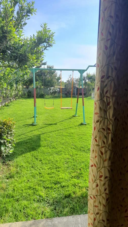 Room With Private Garden ชโคเดอร์ ภายนอก รูปภาพ